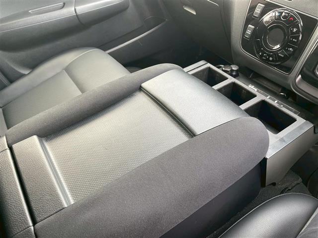 キャラバン ロングプロスタイルグランドプレミアムＧＸ　ベッドキット　防水シート　ルーフスポイラー　ヒッチメンバー　純正ＳＤナビ（ＣＤ・ＤＶＤ・Ｂｌｕｅｔｏｏｔｈ・フルセグＴＶ）全方位カメラ　デジタルインナーミラー　ＥＴＣ　ドライブレコーダー（37枚目）