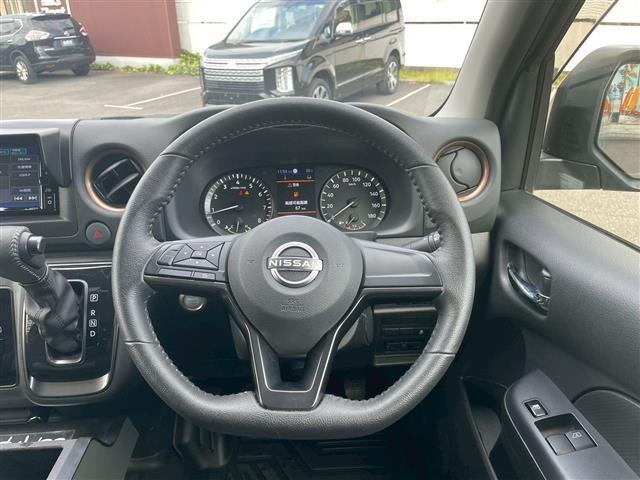 キャラバン ロングプロスタイルグランドプレミアムＧＸ　ベッドキット　防水シート　ルーフスポイラー　ヒッチメンバー　純正ＳＤナビ（ＣＤ・ＤＶＤ・Ｂｌｕｅｔｏｏｔｈ・フルセグＴＶ）全方位カメラ　デジタルインナーミラー　ＥＴＣ　ドライブレコーダー（40枚目）