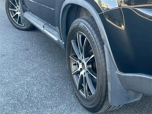 エクストレイル ２０Ｘｔｔ　ＲＡＹＳホイール　リアスポイラー　バンパーガード　サイドモール　純正ナビ　フルセグ　ＤＶＤ　ＣＤ　Ｂｌｕｅｔｏｏｔｈ　ＵＳＢ　シートヒーター　ＥＴＣ　クルコン　フォグランプ　切替４ＷＤ　オートライト（14枚目）