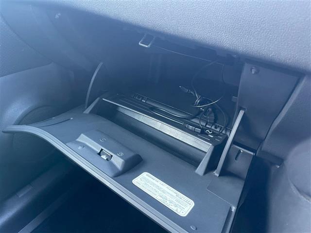 エクストレイル ２０Ｘｔｔ　ＲＡＹＳホイール　リアスポイラー　バンパーガード　サイドモール　純正ナビ　フルセグ　ＤＶＤ　ＣＤ　Ｂｌｕｅｔｏｏｔｈ　ＵＳＢ　シートヒーター　ＥＴＣ　クルコン　フォグランプ　切替４ＷＤ　オートライト（36枚目）