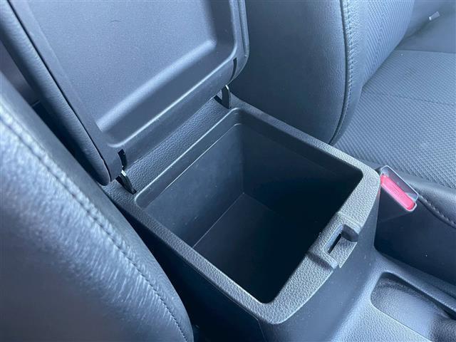 エクストレイル ２０Ｘｔｔ　ＲＡＹＳホイール　リアスポイラー　バンパーガード　サイドモール　純正ナビ　フルセグ　ＤＶＤ　ＣＤ　Ｂｌｕｅｔｏｏｔｈ　ＵＳＢ　シートヒーター　ＥＴＣ　クルコン　フォグランプ　切替４ＷＤ　オートライト（37枚目）