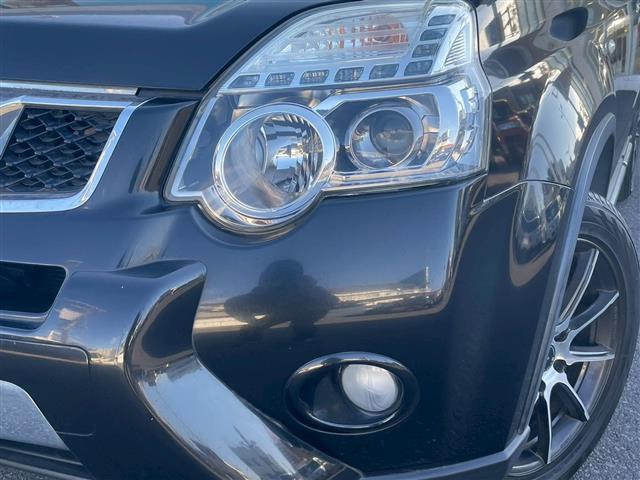 エクストレイル ２０Ｘｔｔ　ＲＡＹＳホイール　リアスポイラー　バンパーガード　サイドモール　純正ナビ　フルセグ　ＤＶＤ　ＣＤ　Ｂｌｕｅｔｏｏｔｈ　ＵＳＢ　シートヒーター　ＥＴＣ　クルコン　フォグランプ　切替４ＷＤ　オートライト（40枚目）
