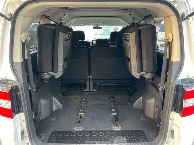 デリカD:5 D パワーパッケージ 切替4WD クラリオンナビ バックカメラ 両側パワースライドドア フルセグテレビ Bluetooth DVD再生 前席シートヒーター クルーズコントロール パドルシフト HIDライト ETC(18枚目)