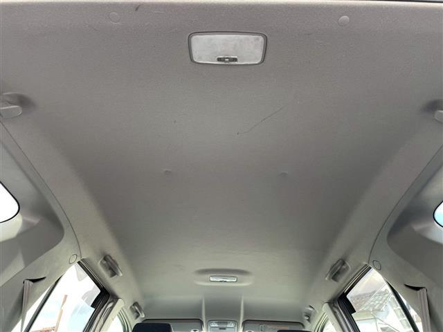 ハイラックスサーフ SSR-X20thアニバーサリーエディション 特別仕様車 センターデフロック 2段式ラゲッジボード AC100Vコンセント ルーフレール メッキドアミラー LEDヘッドライト ETC 純正フロアマット トランクイージークローザー オートライト(20枚目)