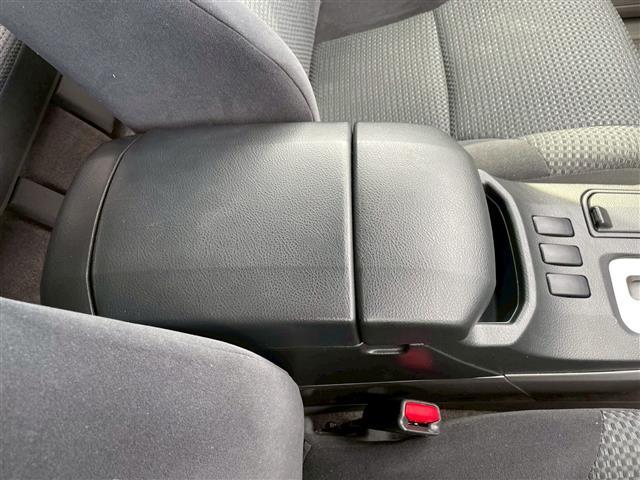 ハイラックスサーフ SSR-X20thアニバーサリーエディション 特別仕様車 センターデフロック 2段式ラゲッジボード AC100Vコンセント ルーフレール メッキドアミラー LEDヘッドライト ETC 純正フロアマット トランクイージークローザー オートライト(24枚目)