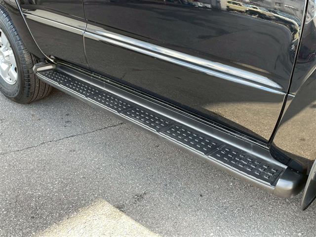 ハイラックスサーフ SSR-X20thアニバーサリーエディション 特別仕様車 センターデフロック 2段式ラゲッジボード AC100Vコンセント ルーフレール メッキドアミラー LEDヘッドライト ETC 純正フロアマット トランクイージークローザー オートライト(34枚目)