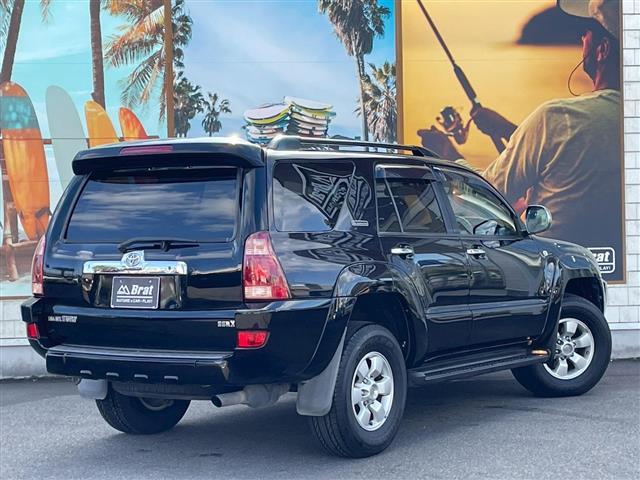 ハイラックスサーフ SSR-X20thアニバーサリーエディション 特別仕様車 センターデフロック 2段式ラゲッジボード AC100Vコンセント ルーフレール メッキドアミラー LEDヘッドライト ETC 純正フロアマット トランクイージークローザー オートライト(43枚目)