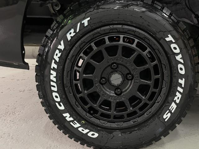 プロボックス ハイブリッドＦ　１４ＡＷ　マッドヴァンスＸ　タイプＦ　ＴＯＹＯオープンカントリーＲ／Ｔ　Ｂａｒｔオリジナルリフトアップキット　ステルス　フロントグリル　ヘッドライトカバー　テールカバー　グレイス　シートカバー（4枚目）