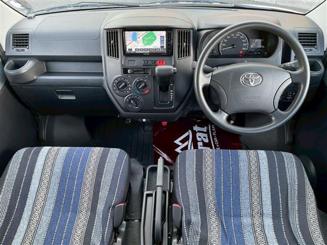 タウンエースバン GL ソーラーパネル充電ポータブルバッテリー ベットキット 収納ボックス センターテーブル ルーフラック シートカバー ケンウッドメモリーナビ バックカメラ 前後ドラレコ フルセグTV USB入力 ETC(2枚目)