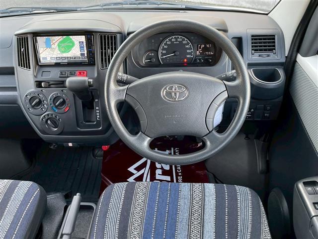 タウンエースバン GL ソーラーパネル充電ポータブルバッテリー ベットキット 収納ボックス センターテーブル ルーフラック シートカバー ケンウッドメモリーナビ バックカメラ 前後ドラレコ フルセグTV USB入力 ETC(17枚目)