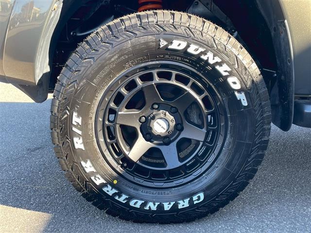 �����Ђ́A�V�ԁE���ÎԒ����̔��E����E�_�������E�Ԍ��E�C�����E�h���E�{�f�B�[�R�[�e�B���O���H�E�e��h���X�A�b�v�p�[�c�Ɏ���܂ŁA���L���s���Ă��܂���