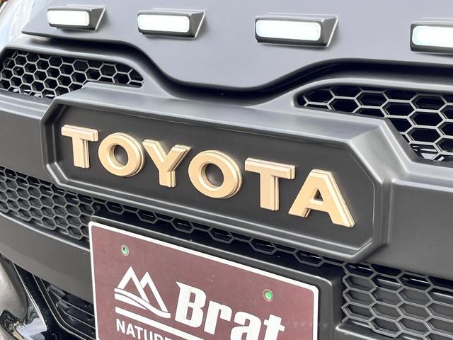 プロボックス ハイブリッドＧＸ　ＴＯＹＯＴＡグリル　Ｂｒａｔオリジナルラゲッジボード　デニム調シートカバー　ウッドコンビハンドル　ＷＯＲＫ１４インチアルミ　オープンカントリータイヤ　リフトＵＰ　ルーフラック　ディスプレイオーディオ（28枚目）