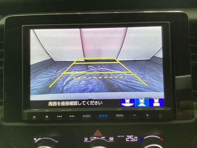 e:HEVホーム 当社 社有車 カーテンエアバッグ TVナビ イモビ 横滑防止 DVD再生 記録簿 ミュージックプレイヤー接続可 キーフリー クルーズコントロール LEDヘッド ETC CD オートエアコン ABS(8枚目)