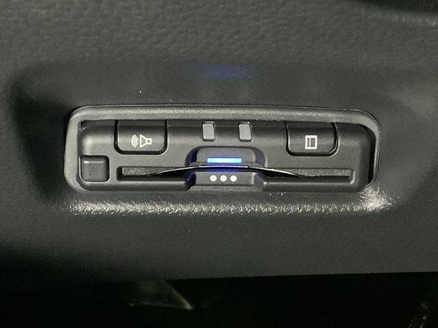 e:HEVホーム ドライブレコーダー前後装着 当社デモカー カーテンエアバッグ TVナビ イモビ 横滑防止 DVD再生 記録簿 ミュージックプレイヤー接続可 キーフリー クルーズコントロール LEDヘッド ETC CD(13枚目)