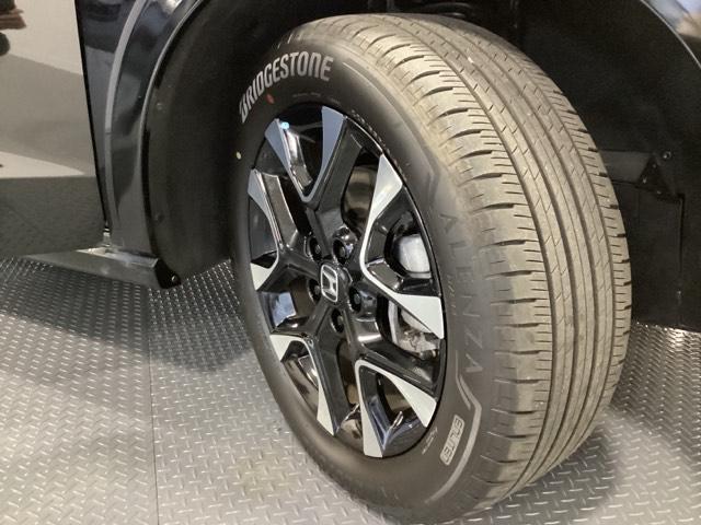 ＺＲ－Ｖ Ｚ　純正メモリーナビ、中古スタッドレスタイヤ、ドライブレコーダー前後装着＋ＥＴＣ付　当社デモカー　オートライト　黒革シート　クルーズコントロール　パワーシート　ＬＥＤヘッドランプ　衝突被害軽減システム（22枚目）