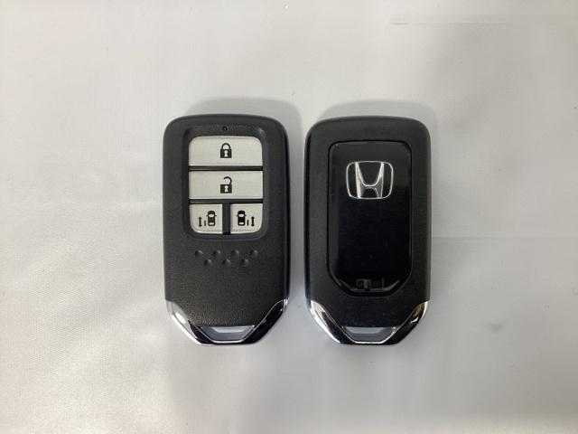 ステップワゴンスパーダ スパーダ・クールスピリットホンダセンシング 純正フルセグメモリーナビ、ホンダセンシング、サイドエアバック、LEDヘッドライト、純正前後ドラレコ、2.0ETC、左右パワースライドドア、フロントシートヒーター、光触媒抗菌消臭施工済 スマートキ(15枚目)
