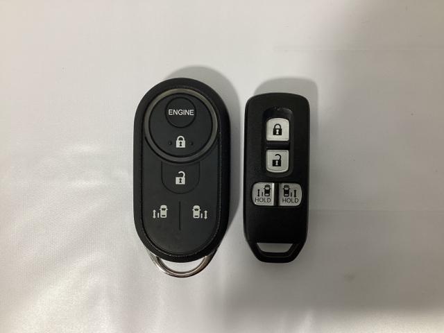 Ｎ－ＢＯＸカスタム Ｌ・ターボコーディネートスタイル　光触媒抗菌消臭施工済　Ｂモニター　クルコン　ＬＥＤ　ＤＶＤ再生　Ａライト　横滑防止装置　カーテンエアバッグ　コーナーセンサー　Ｗエアバッグ　ベンチシート　フルセグＴＶ　キーフリーシステム　ＵＳＢ（14枚目）
