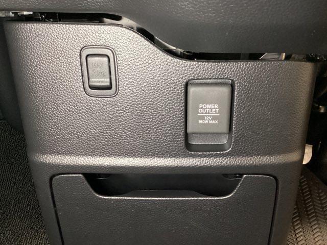 Ｎ－ＢＯＸカスタム Ｌ・ターボコーディネートスタイル　光触媒抗菌消臭施工済　Ｂモニター　クルコン　ＬＥＤ　ＤＶＤ再生　Ａライト　横滑防止装置　カーテンエアバッグ　コーナーセンサー　Ｗエアバッグ　ベンチシート　フルセグＴＶ　キーフリーシステム　ＵＳＢ（20枚目）