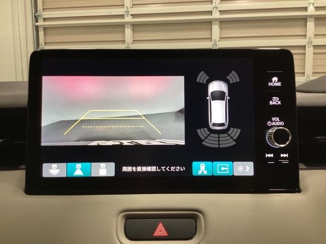 ヴェゼル ｅ：ＨＥＶＺ・ＰＬａＹパッケージ　中古スタッドレスタイヤ、純正メモリーナビ、ドライブレコーダー前後装着＋ＥＴＣ２．０付　当社デモカー　オートクルーズコントロール　アイドリングストップ　ドラレコ　ワンオーナー　ＬＥＤヘッド　ＵＳＢ（10枚目）