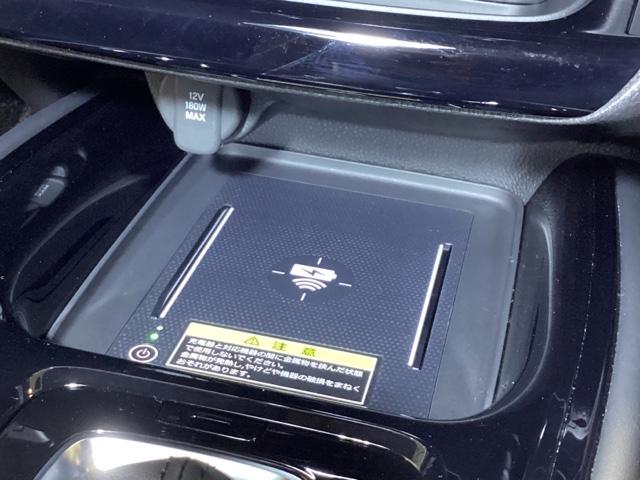 ヴェゼル ｅ：ＨＥＶＺ・ＰＬａＹパッケージ　中古スタッドレスタイヤ、純正メモリーナビ、ドライブレコーダー前後装着＋ＥＴＣ２．０付　当社デモカー　オートクルーズコントロール　アイドリングストップ　ドラレコ　ワンオーナー　ＬＥＤヘッド　ＵＳＢ（14枚目）