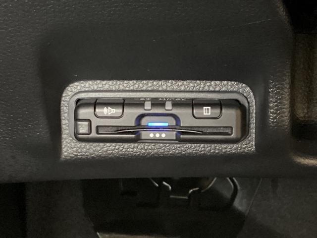 ヴェゼル e:HEVZ 純正フルセグメモリーナビ、ホンダセンシング、サイドエアバック、LEDヘッドライト、ETC、純正フロントドラレコ、フロントシートヒーター、パワーテールゲート、純正アルミホイール、光触媒抗菌消臭施工済(18枚目)