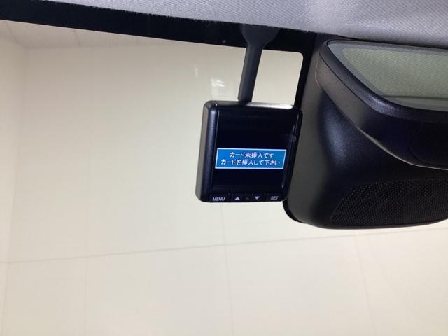 ヴェゼル e:HEVZ 純正フルセグメモリーナビ、ホンダセンシング、サイドエアバック、LEDヘッドライト、ETC、純正フロントドラレコ、フロントシートヒーター、パワーテールゲート、純正アルミホイール、光触媒抗菌消臭施工済(19枚目)