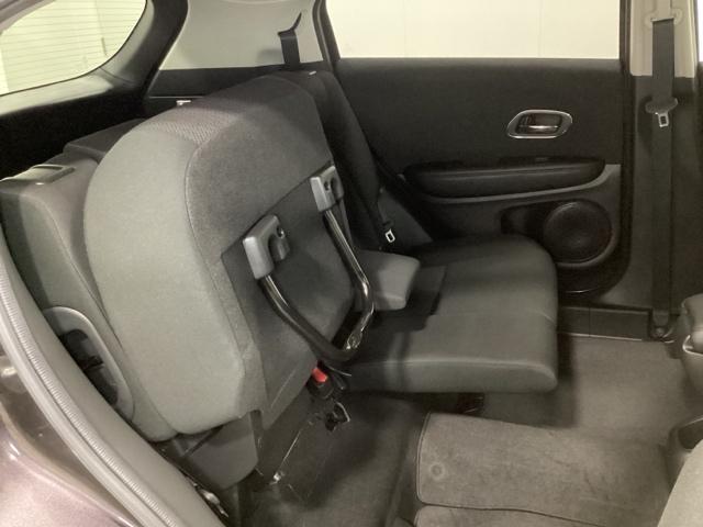 ヴェゼル Ｘ・ホンダセンシング　純正フルセグメモリーナビ、ホンダセンシング、サイドエアバック、ＬＥＤヘッドライト、フォグランプ、ＥＴＣ、いまコレ＋新品・フロアカーペットマット　光触媒抗菌消臭施工済　Ｒカメラ　Ｗエアバッグ　盗難防止（19枚目）