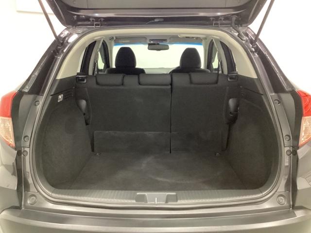 ヴェゼル Ｘ・ホンダセンシング　純正フルセグメモリーナビ、ホンダセンシング、サイドエアバック、ＬＥＤヘッドライト、フォグランプ、ＥＴＣ、いまコレ＋新品・フロアカーペットマット　光触媒抗菌消臭施工済　Ｒカメラ　Ｗエアバッグ　盗難防止（21枚目）