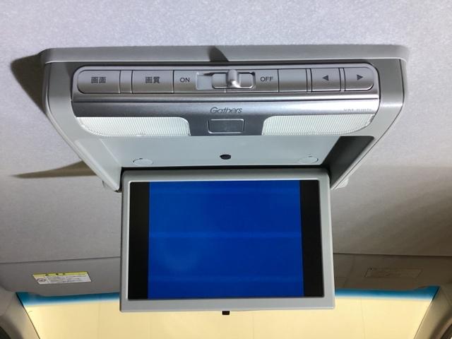 ステップワゴンスパーダ Ｚ　純正フルセグメモリーナビ、リヤカメラ、ＨＩＤヘッドライト、両側パワースライドドア、ＥＴＣ、アイドリングストップ、スマートキー、純正アルミホイール、光触媒抗菌消臭施工済　横滑防止　イモビ　スマキー　ＰＳ（8枚目）