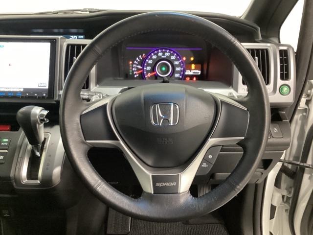 ステップワゴンスパーダ Ｚ　純正フルセグメモリーナビ、リヤカメラ、ＨＩＤヘッドライト、両側パワースライドドア、ＥＴＣ、アイドリングストップ、スマートキー、純正アルミホイール、光触媒抗菌消臭施工済　横滑防止　イモビ　スマキー　ＰＳ（12枚目）