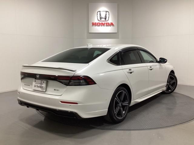 アコード ｅ：ＨＥＶ　純正フルセグメモリーナビ、ホンダセンシング、サイドエアバック、ＬＥＤヘッドライト、純正前後ドラレコ、２．０ＥＴＣ、シートヒーター、純正アルミホイール、パワーシート、光触媒抗菌消臭施工済　フルセグテレビ（3枚目）