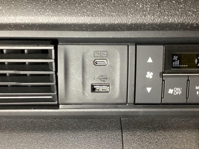 Ｎ－ＢＯＸカスタム ベースグレード　純正フルセグメモリーナビ、ホンダセンシング、サイドエアバック、ＬＥＤヘッドライト、片側パワースライドドア、中古スタッドレスタイヤ、純正前後ドラレコ、２．０ＥＴＣ、純正アルミホイール、　当社デモカー（13枚目）