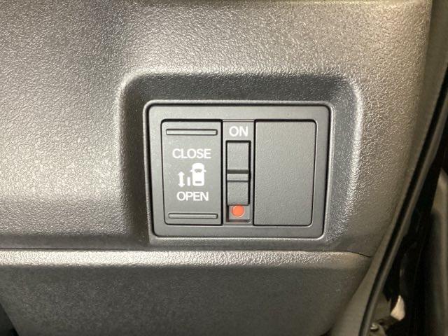 Ｎ－ＢＯＸカスタム ベースグレード　純正フルセグメモリーナビ、ホンダセンシング、サイドエアバック、ＬＥＤヘッドライト、片側パワースライドドア、中古スタッドレスタイヤ、純正前後ドラレコ、２．０ＥＴＣ、純正アルミホイール、　当社デモカー（17枚目）