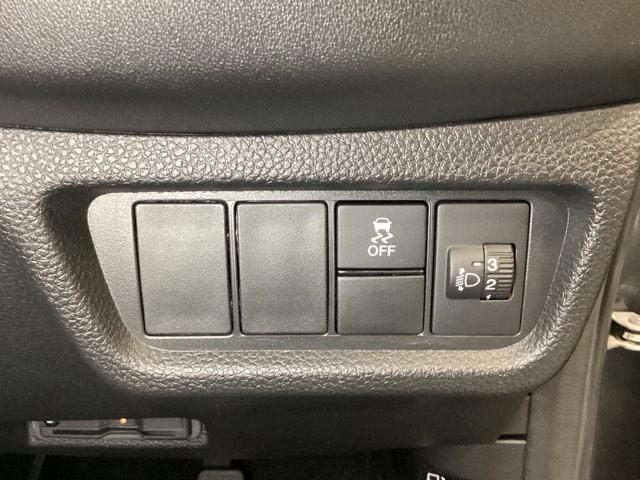 WR-V Z+ 純正フルセグメモリーナビ、ホンダセンシング、サイドエアバック、LEDヘッドライト、スマートキー、中古スタッドレスタイヤ、純正前後ドラレコ、2.0ETC、純正アルミホイール、 当社デモカー クリソナ(18枚目)