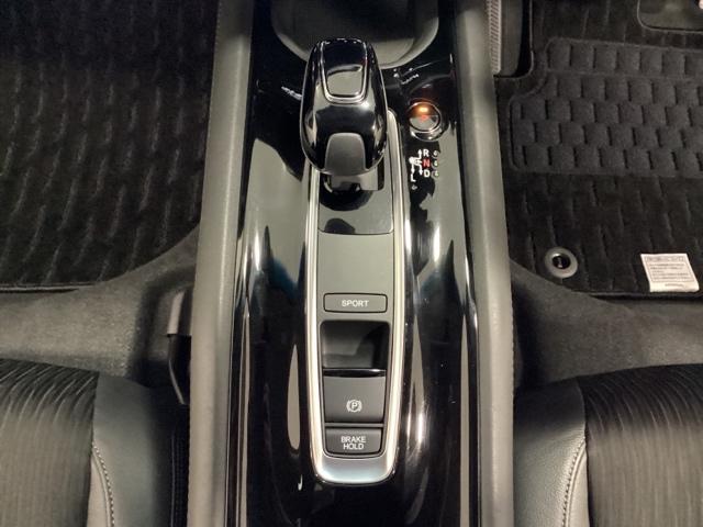 ヴェゼル ハイブリッドZ・ホンダセンシング 純正フルセグメモリーナビ、ホンダセンシング、サイドエアバック、LEDヘッドライト、ETC、電動シート、フロントシートヒーター、いまコレ+新品フロアカーペットマット付 光触媒抗菌消臭施工済 整備記録簿(10枚目)