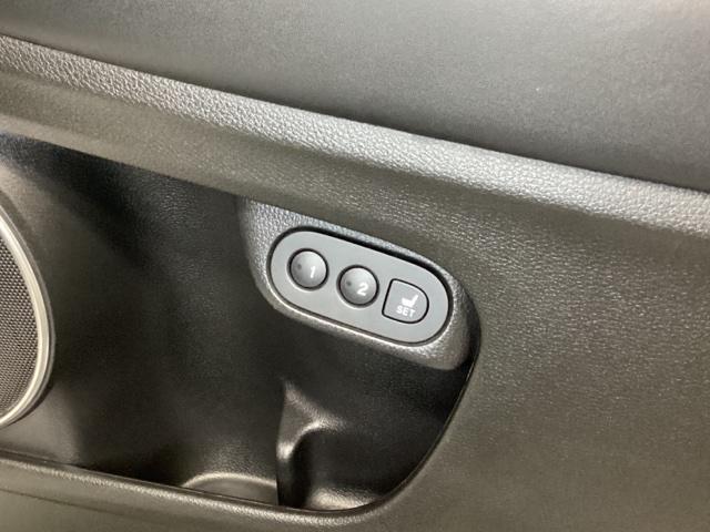 ヴェゼル ハイブリッドZ・ホンダセンシング 純正フルセグメモリーナビ、ホンダセンシング、サイドエアバック、LEDヘッドライト、ETC、電動シート、フロントシートヒーター、いまコレ+新品フロアカーペットマット付 光触媒抗菌消臭施工済 整備記録簿(20枚目)