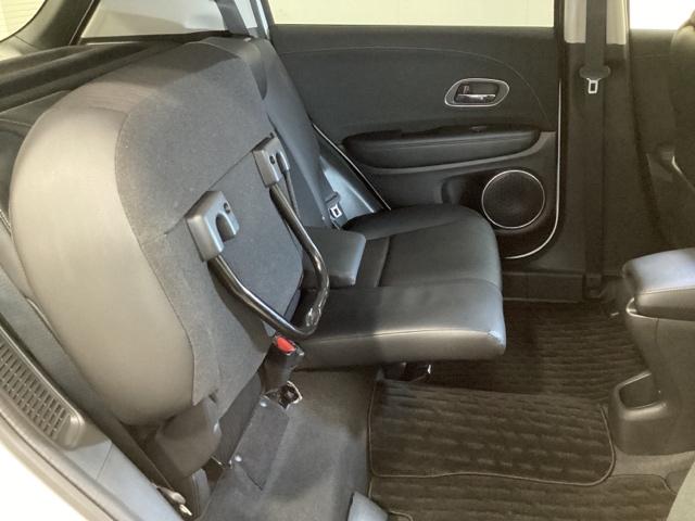 ヴェゼル ハイブリッドZ・ホンダセンシング 純正フルセグメモリーナビ、ホンダセンシング、サイドエアバック、LEDヘッドライト、ETC、電動シート、フロントシートヒーター、いまコレ+新品フロアカーペットマット付 光触媒抗菌消臭施工済 整備記録簿(21枚目)