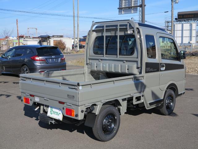 スーパーキャリイ Ｘリミテッド　ＬＥＤヘッドランプ　４ＡＴ　４ＷＤ　フォグランプ　専用スチールホイール　荷台作業灯　スズキセーフティサポート（6枚目）