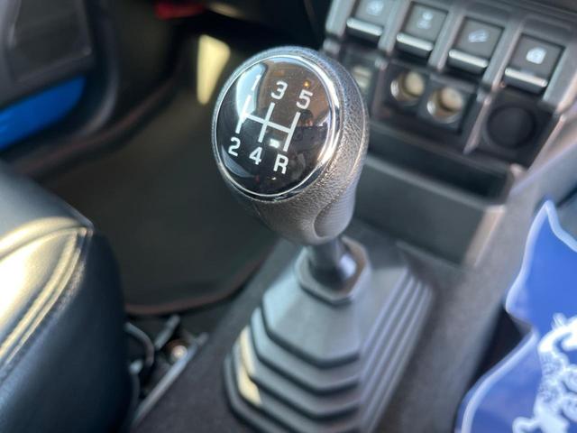 XL ターボ 4WD 5MT 禁煙車 純正ナビ Bluetooth再生 フルセグTV ETC オートエアコン シートヒーター ダウンヒルアシストコントロール 横滑り防止装置 プライバシーガラス(7枚目)