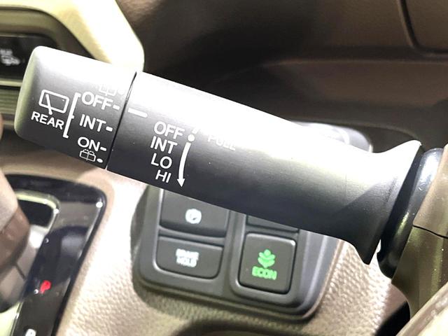 G 4WD レーダークルーズコントロール 衝突軽減装置 届出済未使用車 LEDヘッドライト シートヒーター 踏み間違い防止 車線逸脱警報 オートエアコン オートライト スマートキー 盗難防止装置(22枚目)