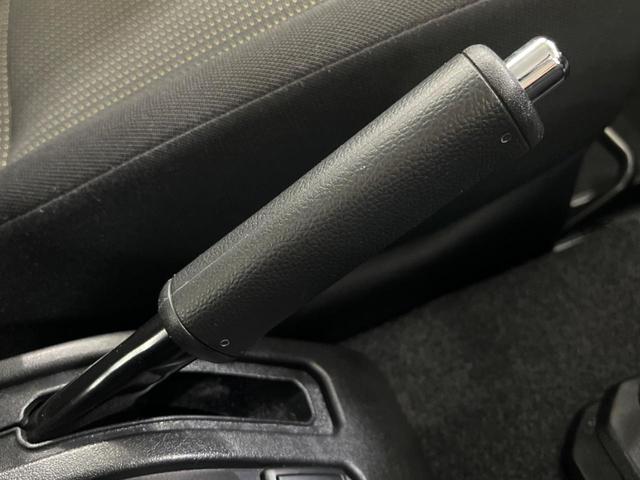 XC 4WD 衝突軽減装置 禁煙車 シートヒーター LEDヘッドライト ヘッドライトウォッシャー 車線逸脱警報 ETC スマートキー オートエアコン クルーズコントロール プライバシーガラス 盗難防止装置(25枚目)
