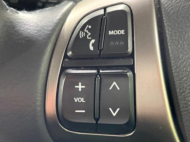 JスタイルII 4WD 衝突軽減装置 純正ナビ 禁煙車 Bluetooth再生 シートヒーター ETC HIDヘッドライト 車線逸脱警報 LEDフロントフォグ アイドリングストップ オートエアコン スマートキー(21枚目)
