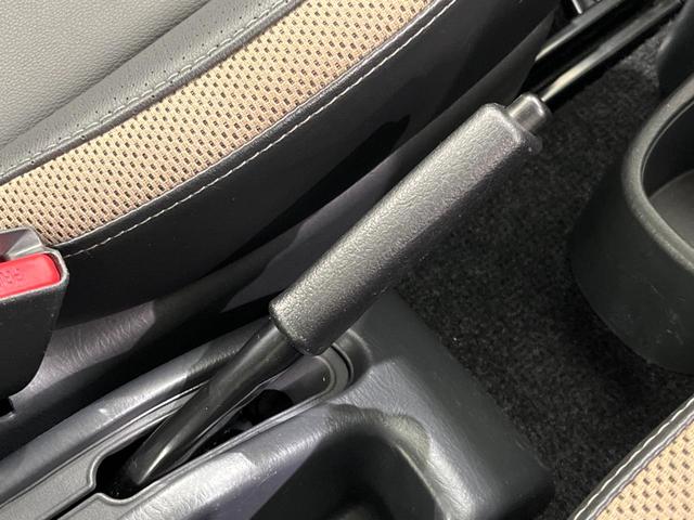 ランドベンチャー 4WD 純正ナビ 禁煙車 シートヒーター Bluetooth再生 ETC DVD再生 フルセグTV ステアリングスイッチ プライバシーガラス 電動格納ミラー 盗難防止装置 ヘッドライトレベライザー(24枚目)