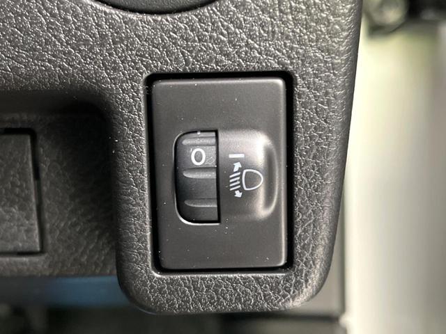 L 4WD 衝突軽減装置 禁煙車 バックカメラ ディスプレイオーディオ シートヒーター 踏み間違い防止 車線逸脱警報 クリアランスソナー オートマチックハイビーム 横滑り防止 アイドリングストップ(34枚目)