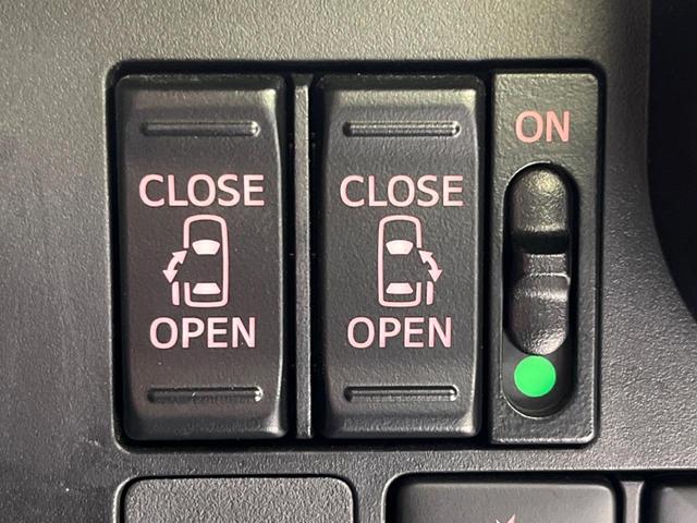カスタムG 4WD 両側電動ドア 衝突軽減装置 禁煙車 純正SDナビ バックカメラ Bluetooth再生 フルセグ ETC シートヒーター LEDヘッド LEDフォグ クルーズコントロール(3枚目)