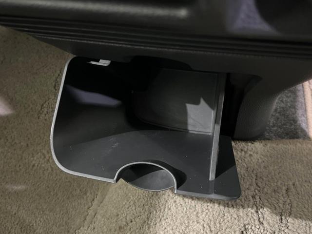 Xセレクション 4WD 禁煙車 SDナビ フルセグ シートヒーター スマートキー オートエアコン 革巻きステアリング DVD再生 CD再生 盗難防止装置 プライバシーガラス トラクションコントロール(35枚目)
