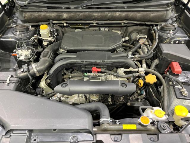 2.5i 4WD 禁煙車 SDナビ パワーシート HIDヘッドライト スマートキー オートエアコン オートライト パドルシフト クルーズコントロール トラクションコントロール(19枚目)
