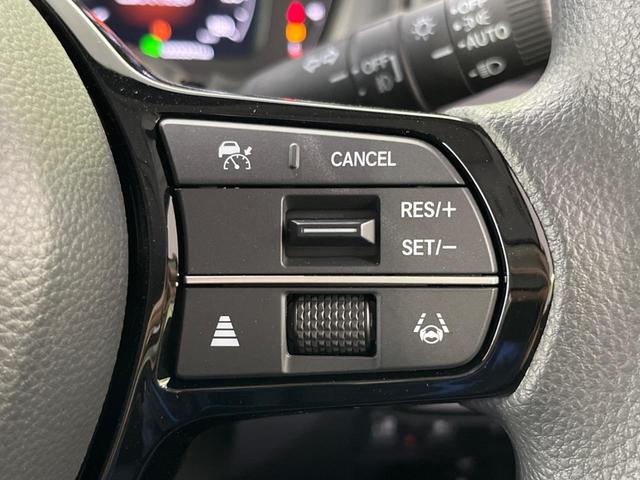 ステップワゴン エアー　登録済未使用車　両側電動ドア　寒冷地仕様　衝突被害軽減システム　レーダークルーズ　コーナーセンサー　スマートキー　ＬＥＤヘッド　オートハイビーム　車線逸脱警報　オートライト　デュアルエアコン（6枚目）