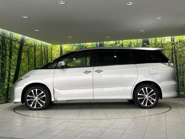 エスティマ アエラス　４ＷＤ　フリップダウン　両側電動スライド　禁煙車　純正８型ナビ　寒冷地仕様　バックカメラ　Ｂｌｕｅｔｏｏｔｈ　パワーバックドア　ＨＩＤヘッド　クルコン　リアオートエアコン　スマートキー　革巻きハンドル（59枚目）