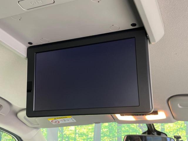 セレナ Ｘ　Ｖセレクション　フリップダウン　両側電動スライド　衝突軽減装置　純正ナビ　全周囲カメラ　ＥＴＣ　Ｂｌｕｅｔｏｏｔｈ　フルセグ　ドラレコ　クルコン　８人乗り　スマートキー　オートライト　ステアリングスイッチ（3枚目）